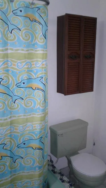 Antiguas 1# Budget Rooms Osbourn Pensionat