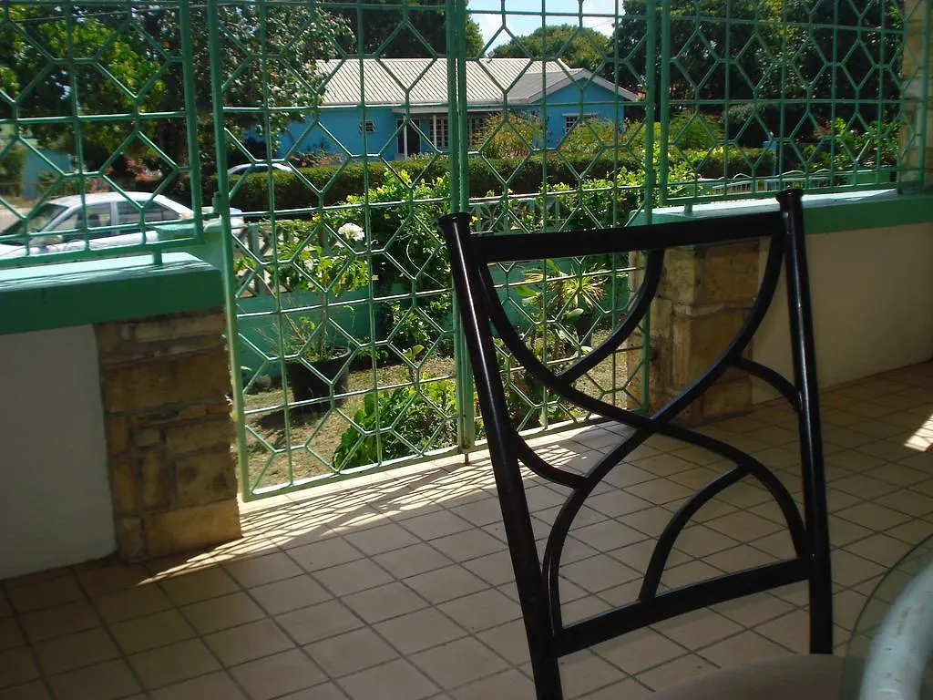 Guest house Antiguas 1# Budget Rooms Osbourn