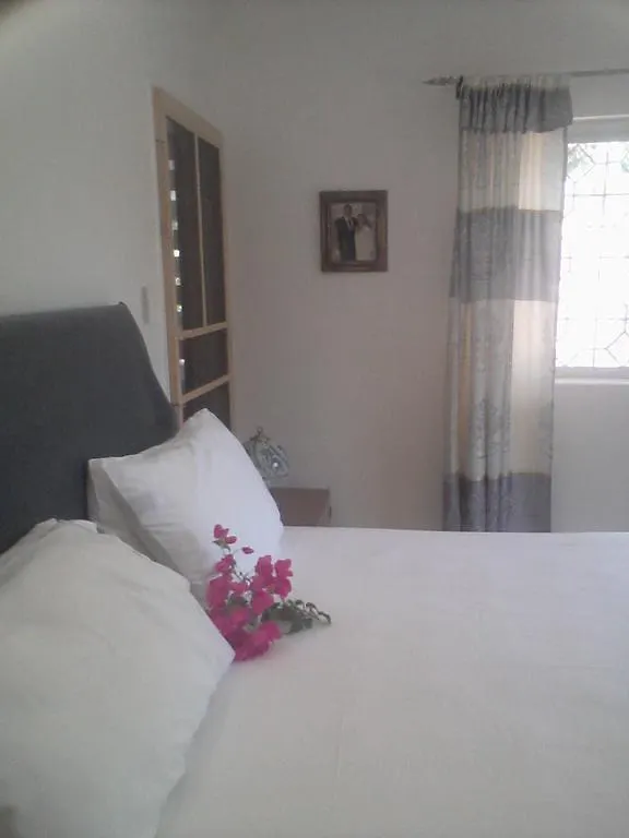 Guest house Antiguas 1# Budget Rooms Osbourn
